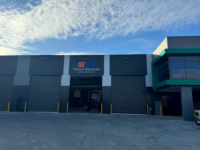 S&S Truck Repair Workshop